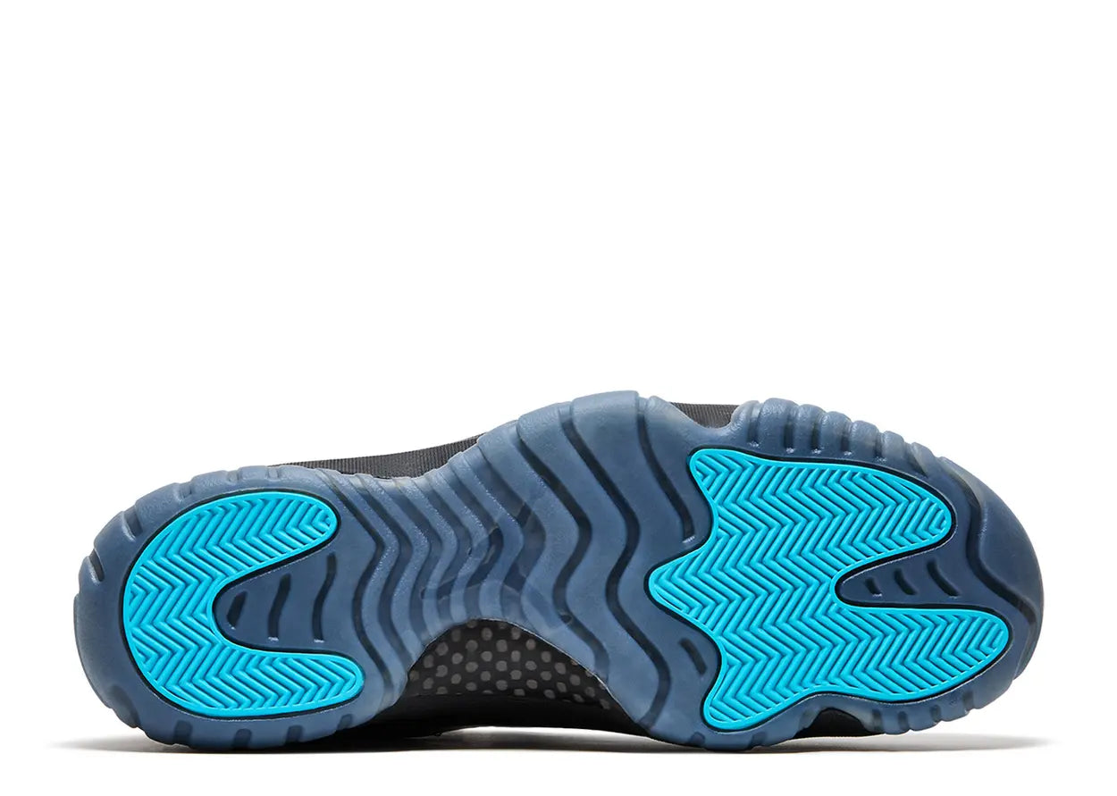 JORDAN 11 RETRO 'GAMMA BLUE' 2025